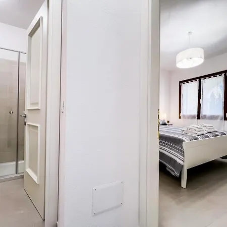 Apartment Grecale House